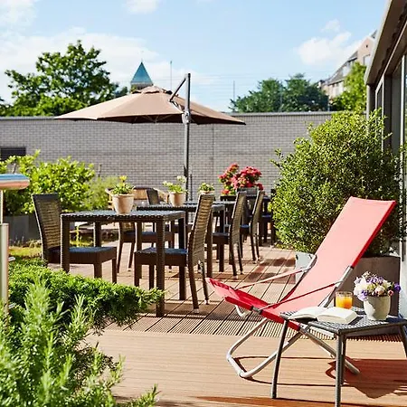 Imperial Superior - Sure Collection By Western دوسلدورف