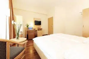 Hotel Imperial - Sure Collection By Western 3*