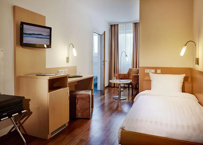 Imperial Superior - Sure Collection By Western 杜塞尔多夫