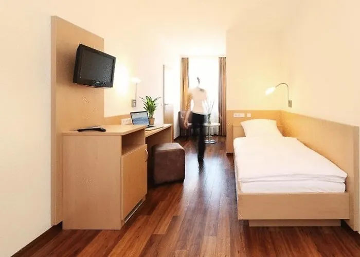 Imperial Superior - Sure Collection By Western 3*